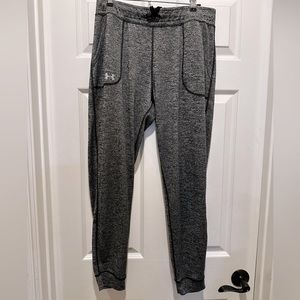 UNDER ARMOUR Women’s Joggers